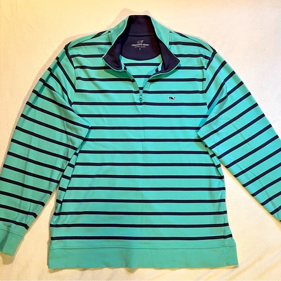 Vineyard Vines 1/4 Zip - Picture 1 of 2